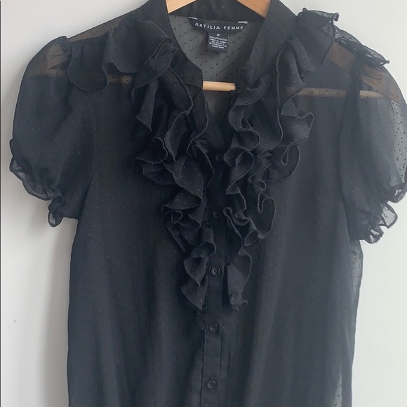 🌸 Vintage button down blouse - Picture 2 of 5